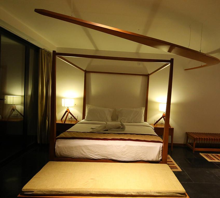 The Emerald Club ,Rajkot Esterno foto