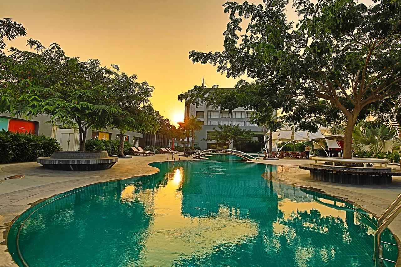 The Emerald Club ,Rajkot Esterno foto
